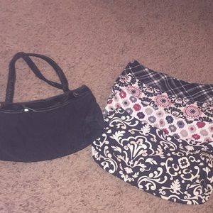 Thirty-One purse with 4 skirts.